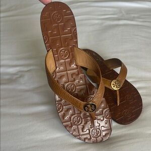 NWT Tory Burch Thora Brown Leather Sandals